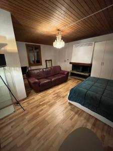 Private room for long term rent 1000-1200CHF per month