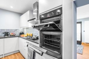 Isabels wing! A stunning 2 bedroom Property