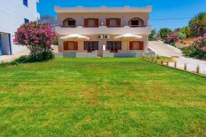 Liviko Beach Apartments - only adults