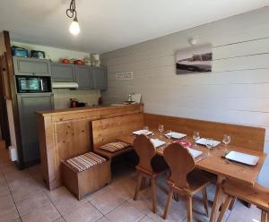 Maisons de vacances Cascades, 3 bedroom chalet with shared pool. : photos des chambres