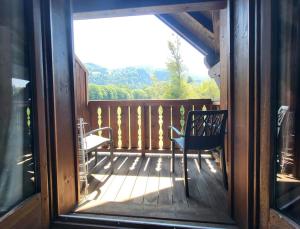 Maisons de vacances Cascades, 3 bedroom chalet with shared pool. : photos des chambres