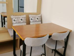 Pool level Persimmon Condo w kitchen unit 615