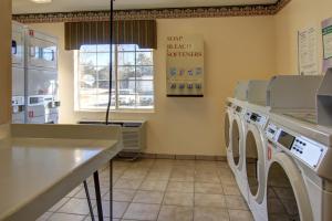 InTown Suites Extended Stay Atlanta GA - Snellville