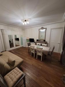 Appartements Le Sarciron : photos des chambres