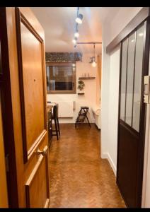 Appartements COEUR de DEAUVILLE 3 mn plage 3 mn casino Charme absolu : Studio avec Vue sur Jardin