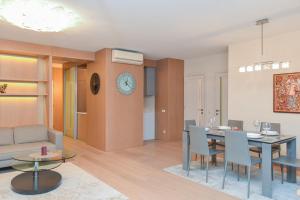 BIRUTE LE GRANDE 3 BEDROOMS