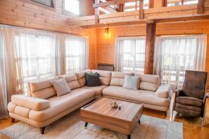 Mountain Boy chalet with sauna