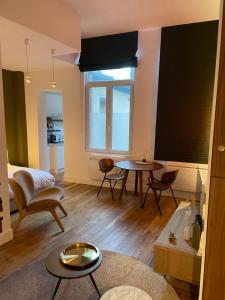 Appart POP 1 Centre ville calme avec parking public