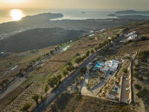 Summit Villa with Private Heated Pool room in Santorini Heights