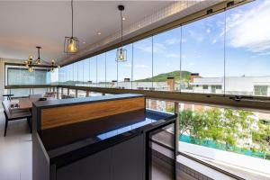 Punta Blu 101-8 – Apartamento de alto padrão em Condomínio Exclusivo, Quadra poliesportiva - Piscina - Portaria 24h.