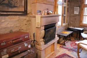 Stone House with Garden in CundaAyvalik