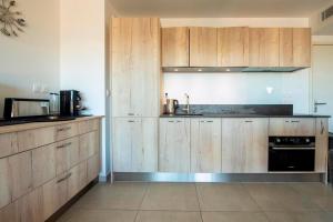 Blue Pearl A008 By Avecoeur