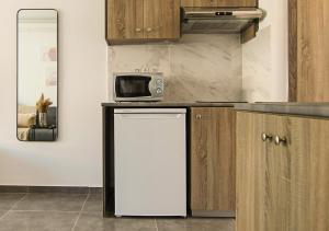 Phaedrus Living: Seaside Luxury Flat Athina 117