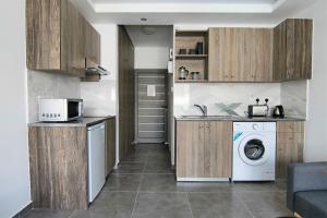 Phaedrus Living: Seaside Luxury Flat Athina 117