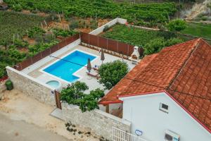 Holiday house Stella with Pool & Jacuzzi