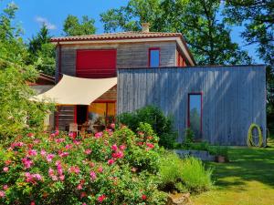 Le Clos d Ô Maison de standing Le Milan avec sa piscine chauffée proche de Sarlat