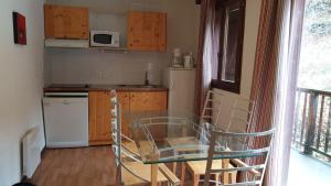 Appartements Hameau 4 502 - SPA & PISCINE appartement 3 pieces 6 pers : photos des chambres