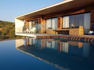 Villa ARIA et MAQUIS, Villa 4 chambres- Piscine - Plage à pied - vue mer