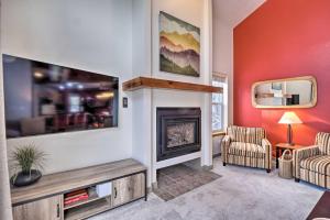 Tasteful Mountain Getaway on Frisco Bike Path