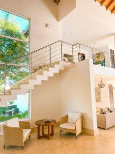 Peninsula Esmeralda Luxury Hotel & Villas