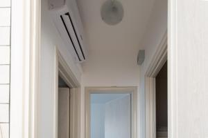 Appartamento climatizzato a 50 m dal mare nel centro di Torre San Giovanni