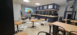 Hotels Coliwork Le Saint Romain : Chambre Double Deluxe avec Douche