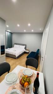 Kristi Apartments 02