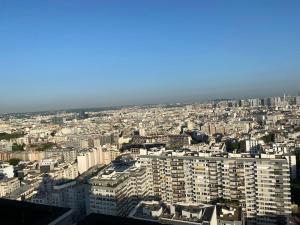 Bel appartement avec piscine et vue sur Paris