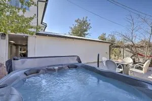 Zion Haven with Fire Pit 23 Mi to Natl Park! - Спрингдейл