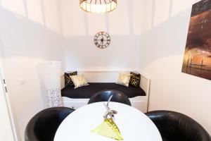 The Vienna Stay by Radiant