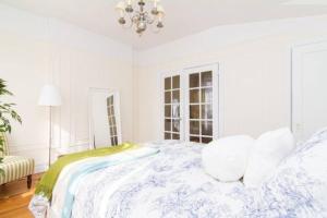 211-3 Prime Square Large 1BR Great value