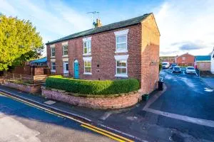 Ivy House Luxury Cheshire Cottage for relaxation. Chester Zoo· - 莱德沙姆