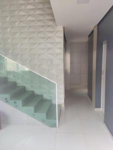 Casa com Piscina, Solarium, e Mirante, 600m do mar