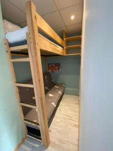 Appartement 5 Personnes au pied des pistes - WIFI -
