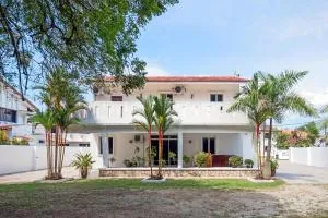 Seaside Private Bungalow, Tg Bungah - 丹绒武雅