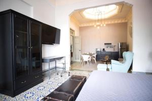 AmazINN Places Rooftop and Jacuzzi VIII