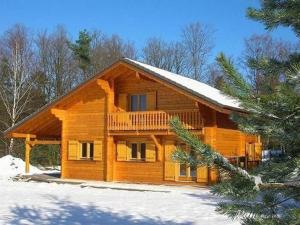 Maisons de vacances Chalet haut de gamme avec sauna, terrasse et jardin pres de la montagne vosgienne - FR-1-589-185 : photos des chambres