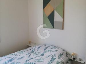 Maisons de vacances Maison Saint-Hilaire-la-Foret, 3 pieces, 4 personnes - FR-1-357-265 : photos des chambres