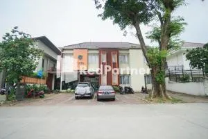 Tirta Mansion Lippo Karawaci Mitra RedDoorz - 卡拉瓦奇