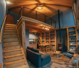 La hambare - Bistra Mureşului