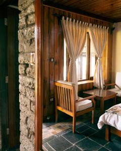 Mountain Lodges of Nepal - Tomijong