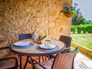 Maisons de vacances Le Nid de Faucons : photos des chambres