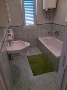 Room in Lopar with terrace air conditioning WiFi 3719 4