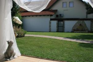 ARKADENHOF zur Puszta GRAF