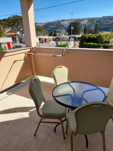 Room in Lopar with terrace, air conditioning, WiFi 3719-6