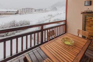 Apt 102, Les Chalets du Chaberton, pied de pistes et Spa