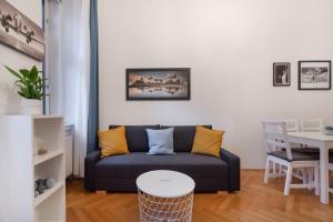 Zentrale Ruhelage im typischen Wiener Altbau