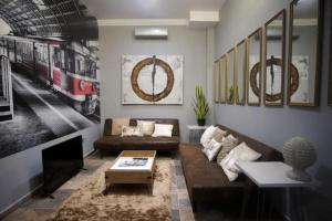 AmazINN Places Rooftop and Jacuzzi