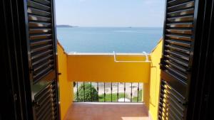 Room in Rovinj with sea view, balcony, air conditioning, W-LAN 81-3