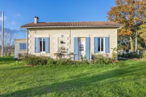 Maisons de vacances Maison d'une chambre avec jardin clos et wifi a Saint Aigulin : photos des chambres